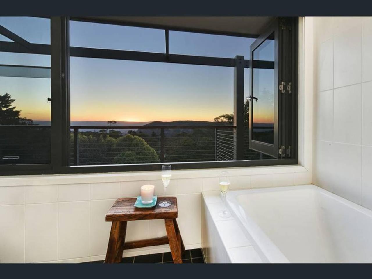 Narrow Neck Views - Peaceful 4 Bedroom Home With Stunning Views! Katoomba Extérieur photo